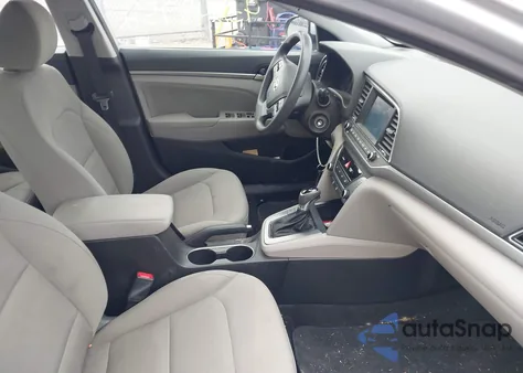 2018 Hyundai Elantra Sel z USA, uszkodzony, nr VIN 5NPD84LF4JH374083